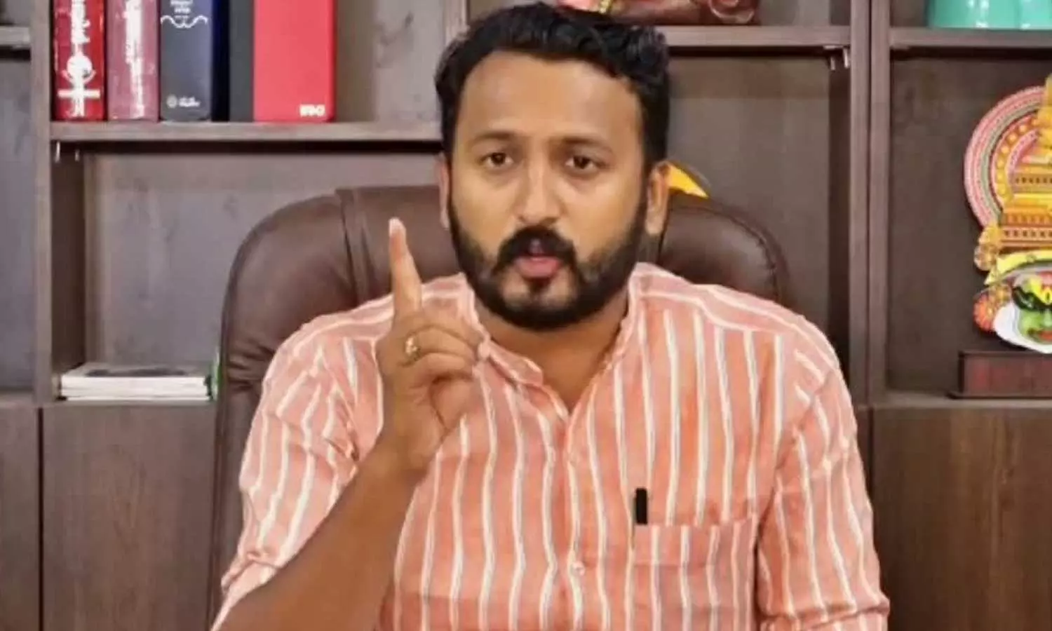 വിവാദങ്ങള്‍ കത്തിപ്പടരുമ്പോഴും വീട്ടില്‍ നിന്ന് പുറത്തിറങ്ങാതെ രാഹുൽ മാങ്കൂട്ടത്തിൽ