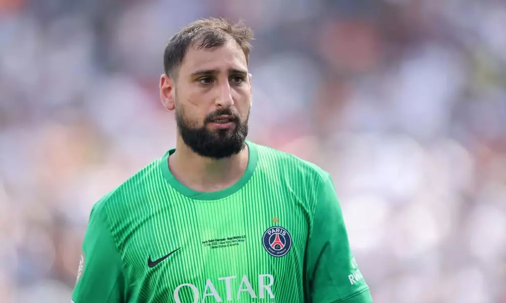 ഡോണറുമ്മ സിറ്റിയിലേക്ക് ; മാഞ്ചസ്റ്ററിൽ ഇനി പുതിയ ഗോൾകീപ്പർമാരുടെ കാലം