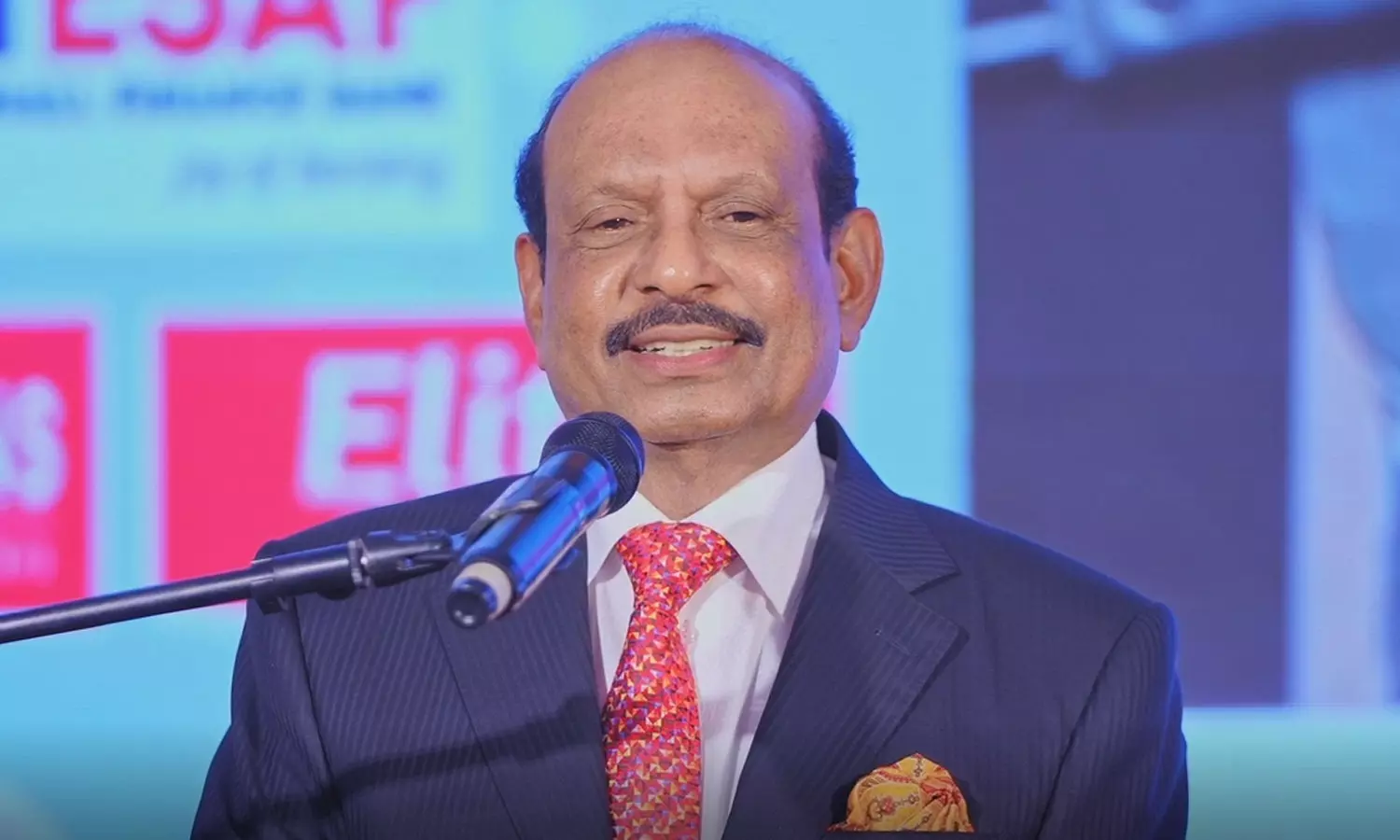 തൃശൂരിൽ ലുലു മാൾ ഉയരാൻ വൈകുന്നതിൽ ഒരു രാഷ്ട്രീയപാർട്ടിയുടെ ഇടപെടൽ;  എം.എ യൂസഫലി