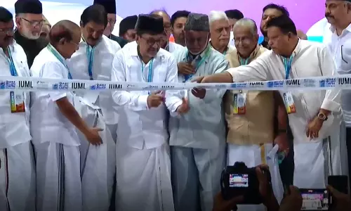 മുസ്‌ലിം ലീഗിന്റെ ആസ്ഥാനം ഡൽഹിയിൽ; ഖാഇദേ മില്ലത്ത് സെന്റര്‍ സാദിഖലി തങ്ങൾ ഉദ്ഘാടനം ചെയ്തു