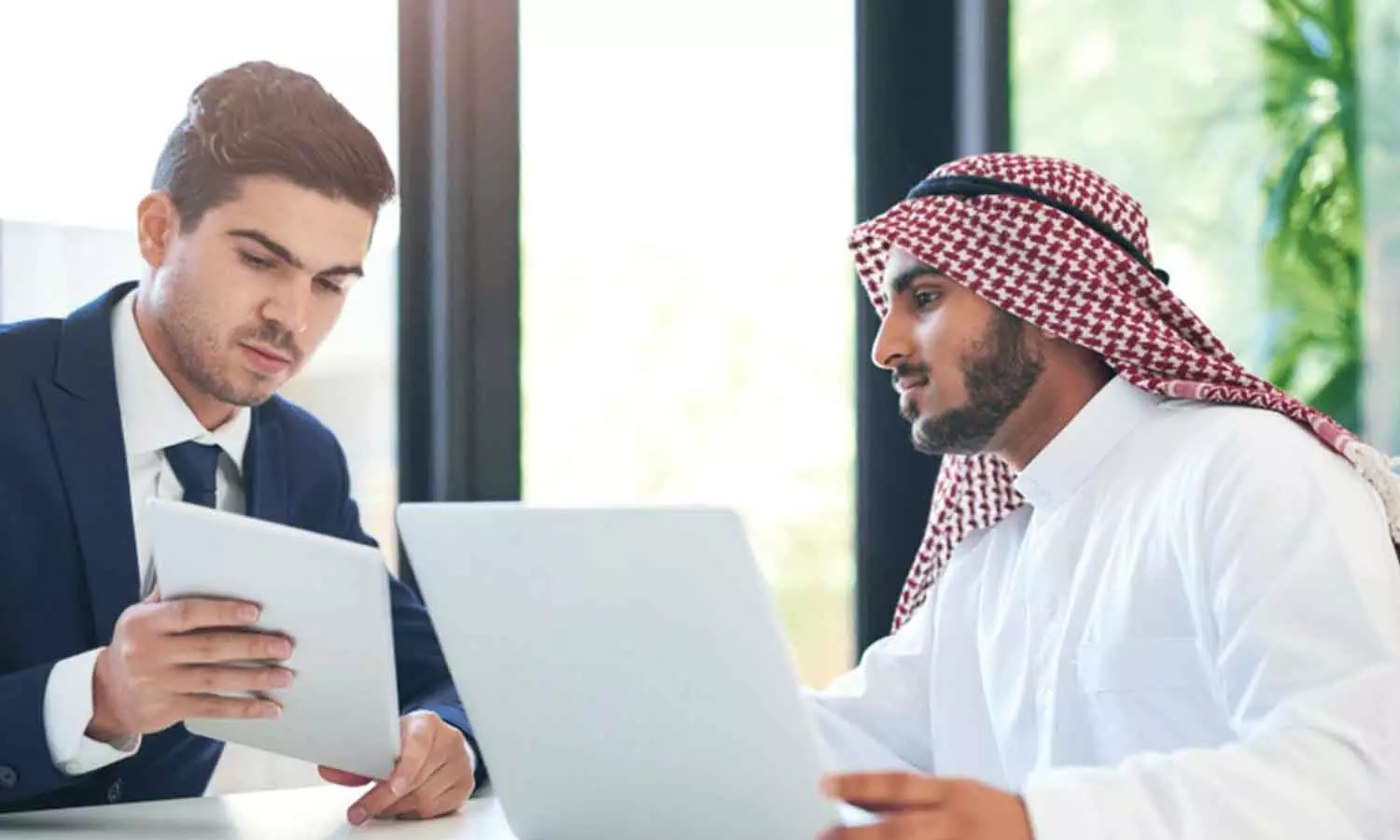 സൗദിയിൽ പ്രവാസി തൊഴിലാളികളുടെ പ്രൊഫഷണൽ അക്രഡിറ്റേഷൻ പരിശോധന കർശനമാക്കി സൗദിയിൽ പ്രവാസി തൊഴിലാളികളുടെ പ്രൊഫഷണൽ അക്രഡിറ്റേഷൻ പരിശോധന കർശനമാക്കി