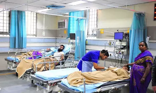 രാജ്യത്തെ 15,000 ആശുപത്രികളിൽ ഇനി ക്യാഷ്​ലെസ് ട്രീറ്റ്മെന്റ് സൗകര്യം  നൽകില്ല;പ്രമുഖ ഇൻഷുറൻസ് കമ്പനിക്കെതിരെ എഎച്ച്പിഐ