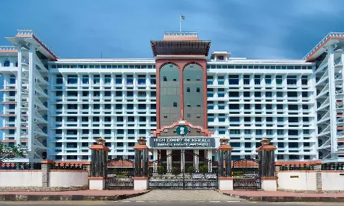 അല്‍ അസ്ഹര്‍ ലോ കോളജിലെ യൂണിയന്‍ തെരഞ്ഞെടുപ്പ്: മൂന്ന് ദിവസത്തിനകം പൂര്‍ത്തിയാക്കണമെന്ന് ഹൈക്കോടതി