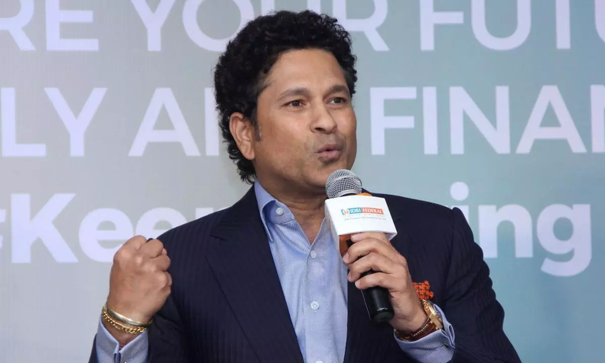 ജോ റൂട്ടിന് അഭിനന്ദനങ്ങളുമായി സച്ചിൻ, വിരമിച്ച പുജാരക്കും അഭിവാദ്യമർപ്പിച്ച് ഇതിഹാസം ജോ റൂട്ടിന് അഭിനന്ദനങ്ങളുമായി സച്ചിൻ, വിരമിച്ച പുജാരക്കും അഭിവാദ്യമർപ്പിച്ച് ഇതിഹാസം