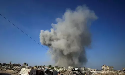 ഗസ്സ സിറ്റിക്ക് നേരെയുള്ള ഇസ്രായേൽ ആക്രമണം രൂക്ഷം; നിരവധിപേര് പലായനം ചെയ്യുന്നു ഗസ്സ സിറ്റിക്ക് നേരെയുള്ള ഇസ്രായേൽ ആക്രമണം രൂക്ഷം; നിരവധിപേര് പലായനം ചെയ്യുന്നു