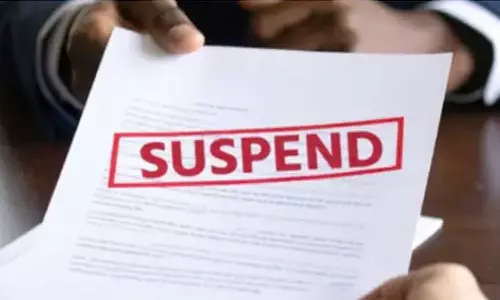 കൊല്ലത്ത് പ്ലസ്ടു വിദ്യാർഥിയെ മർദിച്ച അധ്യാപകന് സസ്‌പെൻഷൻ