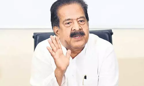 108 ആംബുലൻസ് പദ്ധതിയിൽ ഒന്നാം പിണറായി സർക്കാർ നടത്തിയത് 250ൽ പരം കോടിയുടെ കമ്മിഷൻ തട്ടിപ്പ്: രേഖകൾ പുറത്തു വിട്ട് രമേശ് ചെന്നിത്തല