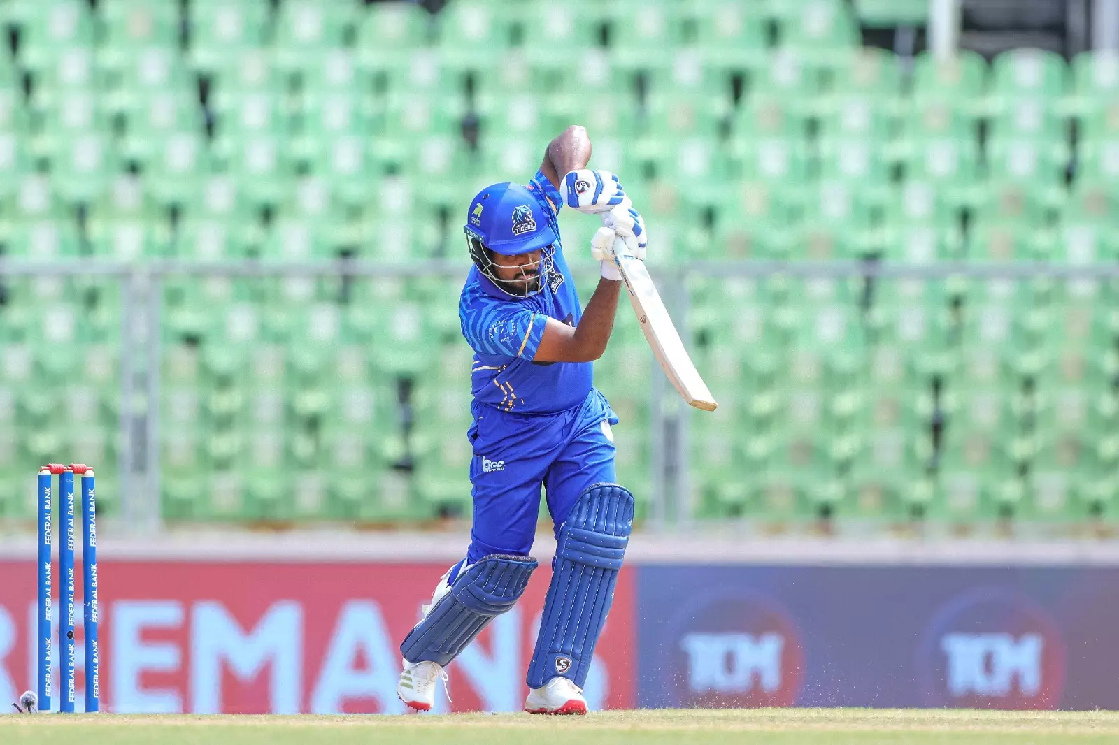 സഞ്ജുവിൻ്റെ മികവിൽ കൊച്ചിക്ക് വിജയം, പോയിൻ്റ് പട്ടികയിൽ വീണ്ടും ഒന്നാം സ്ഥാനത്ത്