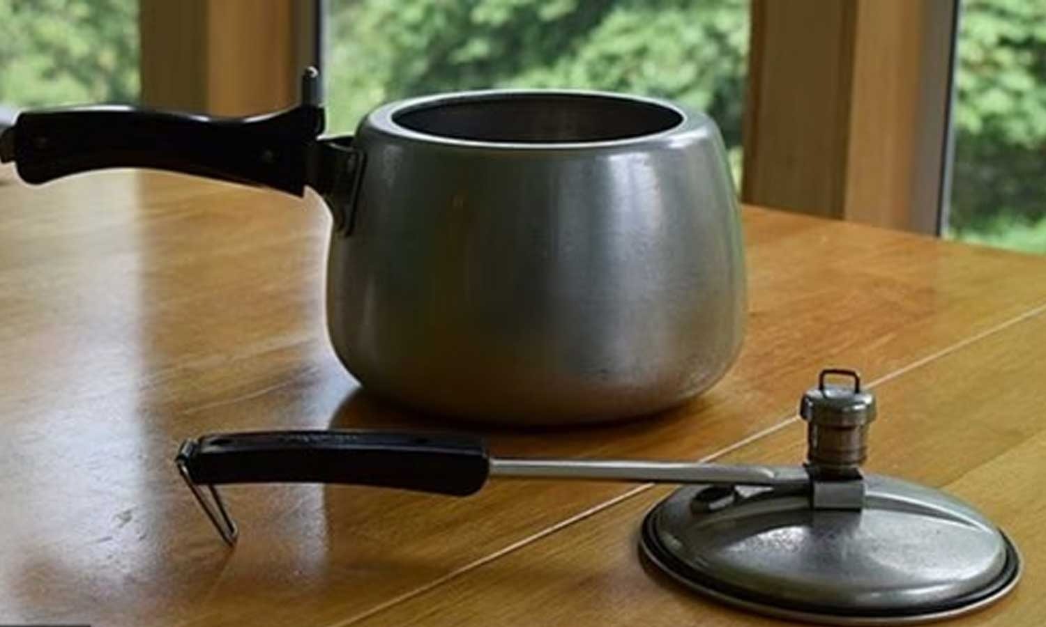 ഇപ്പോഴും ആ പഴയ പ്രഷര്‍ കുക്കറാണോ ഉപയോഗിക്കുന്നത്? ഈ ലക്ഷണങ്ങള്‍ കണ്ടു തുടങ്ങിയാല്‍ ഉടന്‍ മാറ്റിക്കോളൂ