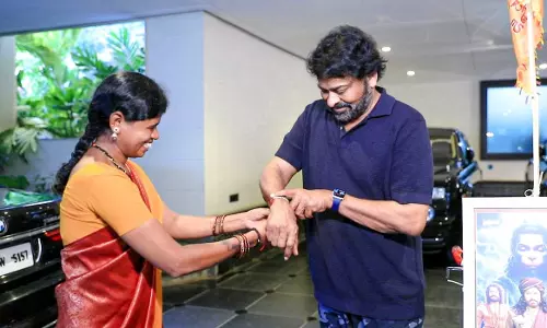 വാത്സല്യപൂര്‍വം മെഗാസ്റ്റാര്‍ ചിരഞ്ജീവി ; ആരാധിക രാജേശ്വരിക്ക് ഇത് സ്വപ്ന സാക്ഷാത്കാരം