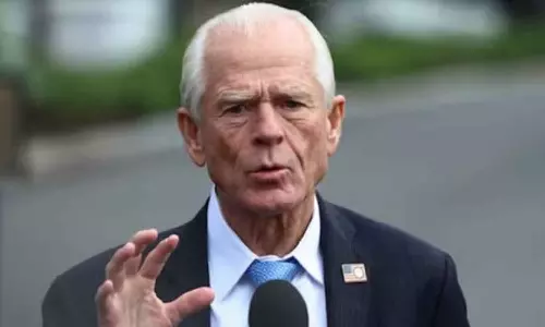 റഷ്യക്ക് എണ്ണപ്പണം വെളുപ്പിക്കാനുള്ള കേന്ദ്രമാണ് ഇന്ത്യ; അധിക്ഷേപവുമായി ട്രംപിന്റെ ഉപദേശകൻ റഷ്യക്ക് എണ്ണപ്പണം വെളുപ്പിക്കാനുള്ള കേന്ദ്രമാണ് ഇന്ത്യ; അധിക്ഷേപവുമായി ട്രംപിന്റെ ഉപദേശകൻ