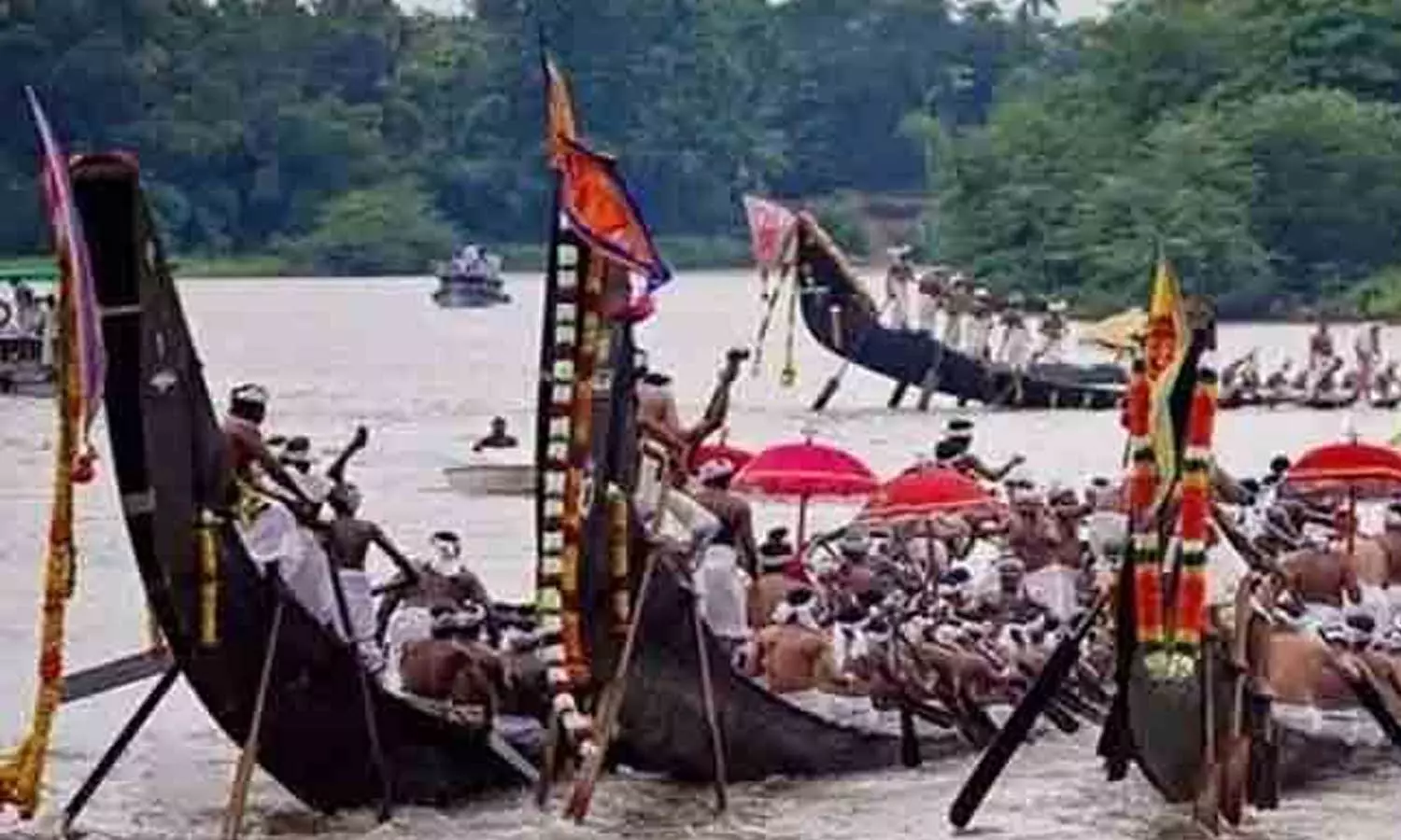 ആവേശപ്പോരിന് പുന്നമട; ആരാകും ജലരാജന്? ആവേശപ്പോരിന് പുന്നമട; ആരാകും ജലരാജന്?