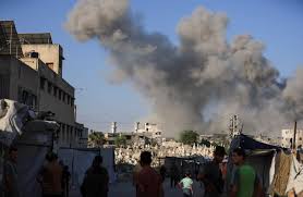 കടുത്ത എതിര്‍പ്പിനിടയിലും ഗസ്സക്ക് നേരെ ആക്രമണം അഴിച്ചുവിട്ട് ഇസ്രായേൽ; ലക്ഷക്കണക്കിന് പേർ പുറന്തള്ളപ്പെടുമെന്ന്  യുഎൻ മുന്നറിയിപ്പ്