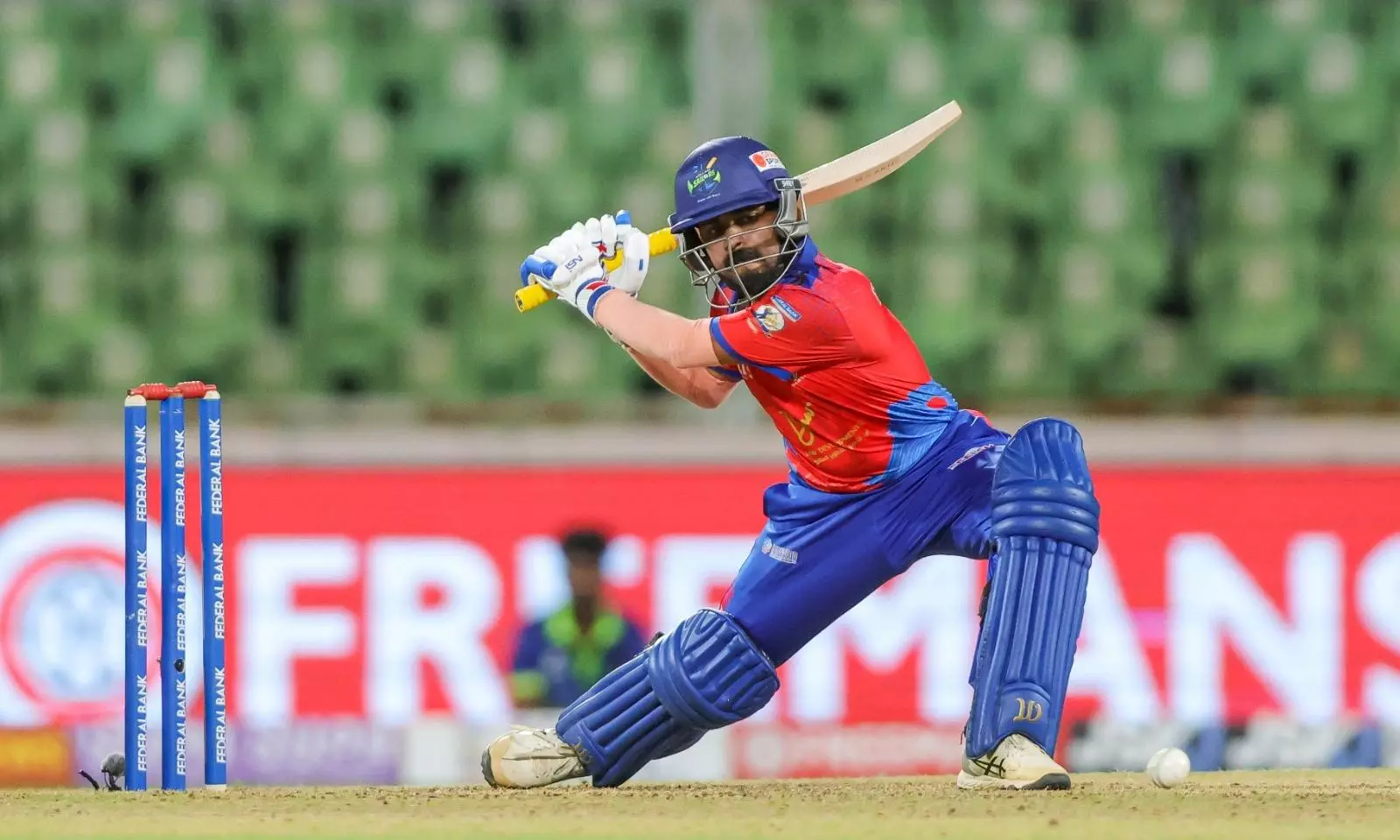 അർദ്ധ സെഞ്ച്വറിയുമായി അഭിഷേക് നായർ ; ട്രിവാൻഡ്രത്തിനെതിരെ കൊല്ലത്തിന് ഏഴ് വിക്കറ്റ് ജയം അർദ്ധ സെഞ്ച്വറിയുമായി അഭിഷേക് നായർ ; ട്രിവാൻഡ്രത്തിനെതിരെ കൊല്ലത്തിന് ഏഴ് വിക്കറ്റ് ജയം