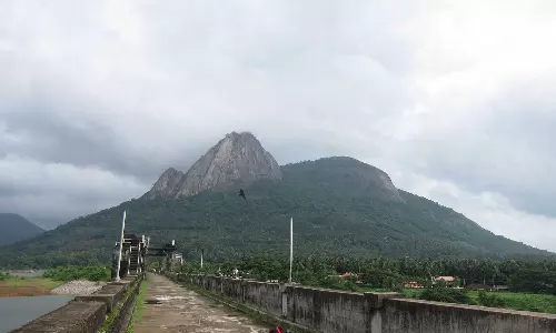 സർക്കാറിന് കൂടുതൽ ലാഭം വാഗ്ദാനം ചെയ്ത കമ്പനികളെ  ഒഴിവാക്കി എഫ്എസ്ഐടിക്ക് കരാര്‍ നല്‍കി; പാലക്കാട് കാഞ്ഞിരപ്പുഴ ഡാം ടൂറിസം പദ്ധതിയില്‍ അഴിമതി ആരോപണം