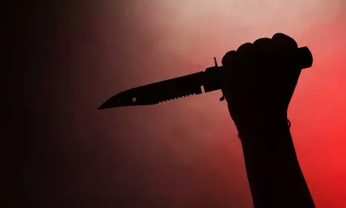 തൃശൂർ പഴഞ്ഞിയിൽ സിപിഎം ബ്രാഞ്ച് സെക്രട്ടറിക്ക് വെട്ടേറ്റു