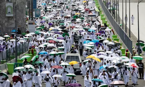 ഹറമുകളിലെത്തുന്ന വിശ്വാസികളിൽ വർധനവ് ഹറമുകളിലെത്തുന്ന വിശ്വാസികളിൽ വർധനവ്