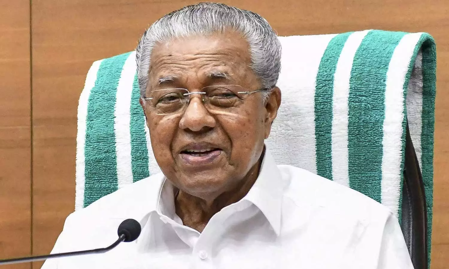 ചെങ്ങറ പുനരധിവാസ നടപടികള്‍ വേഗത്തിലാക്കാന്‍ മുഖ്യമന്ത്രിയുടെ നിര്‍ദേശം