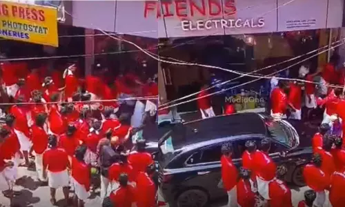 കണ്ണൂര്‍ കോളജ് ഓഫ് കൊമേഴ്‌സിലെ ഓണാഘോഷത്തിനിടെ കൂട്ടത്തല്ല്; ഒരാള്‍ക്ക് പരിക്ക്