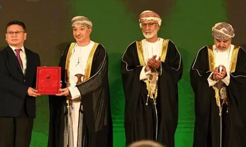 Oman National Green Transport Company signs agreement with Sohar International Bank