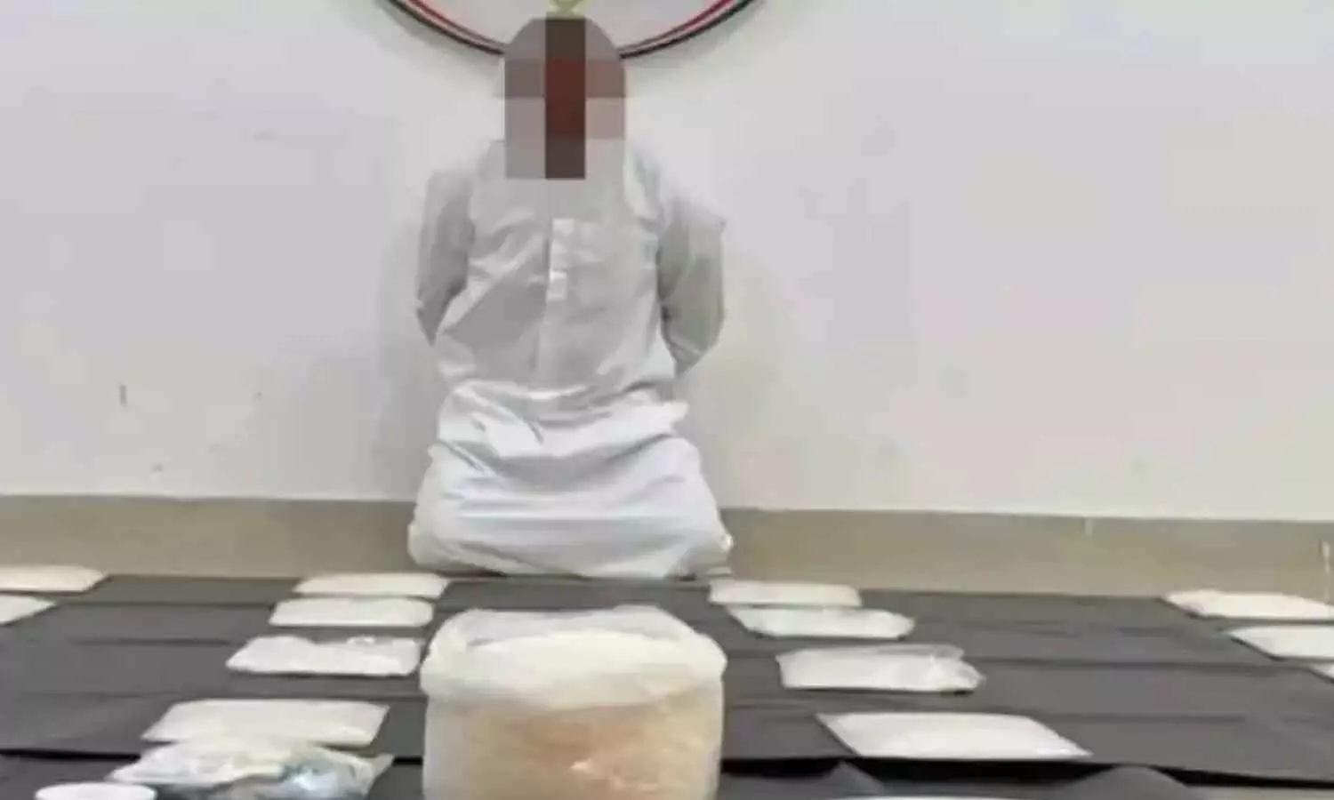 കുവൈത്തിൽ 20 കിലോ മയക്കുമരുന്നുമായി സൗദി പൗരൻ പിടിയിൽ കുവൈത്തിൽ 20 കിലോ മയക്കുമരുന്നുമായി സൗദി പൗരൻ പിടിയിൽ