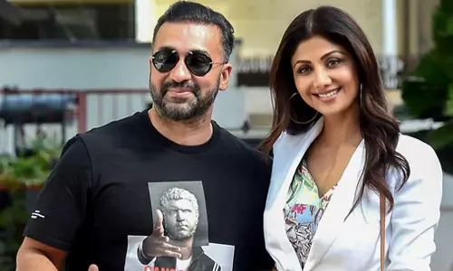 60 കോടി തട്ടി: ശിൽപ ഷെട്ടിക്കും ഭർത്താവിനുമെതിരെ ലുക്കൗട്ട് നോട്ടീസ്