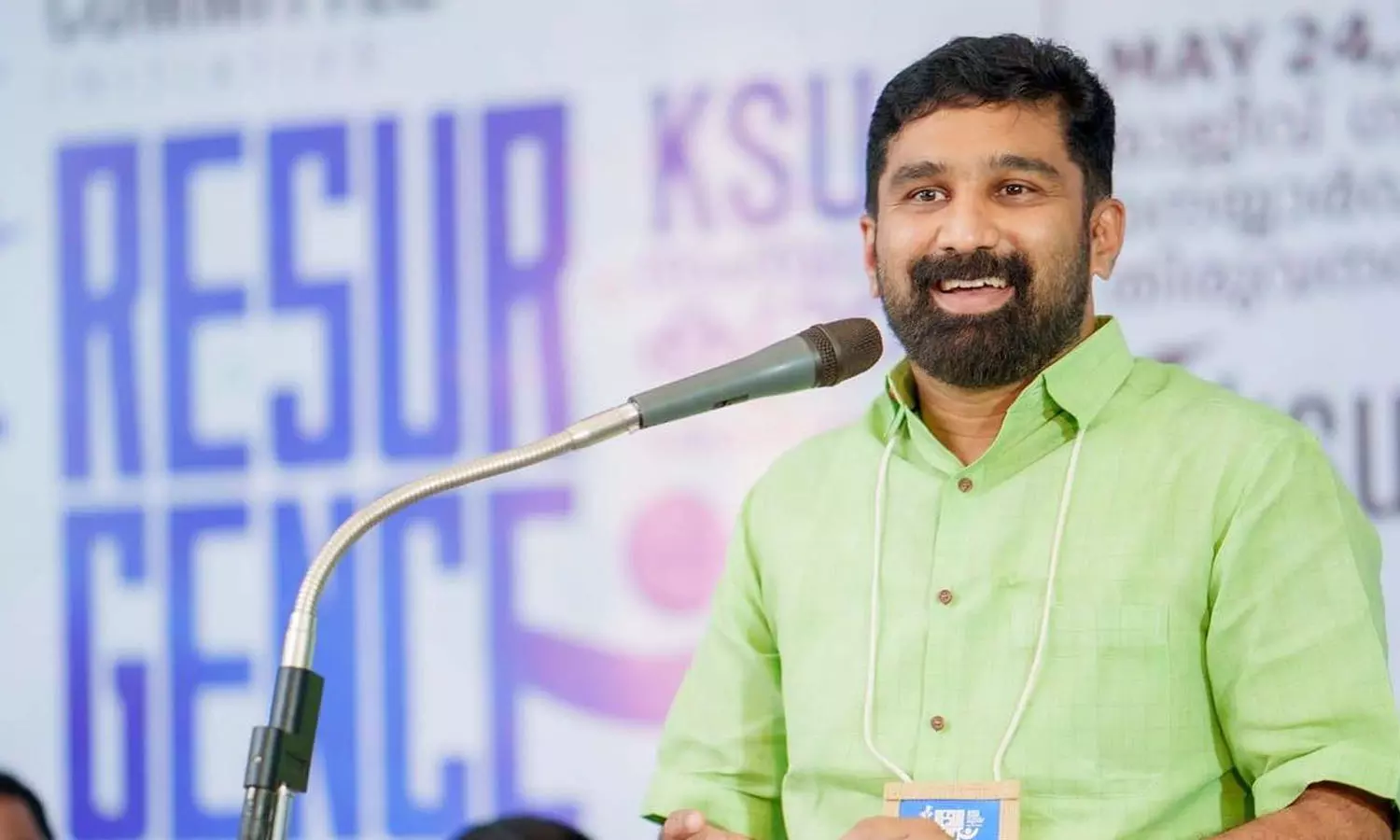 ബീഡി-ബിഹാർ വിവാദ എക്സ് പോസ്റ്റ്; വിടി ബല്റാം കെപിസിസി ഡിജിറ്റല് മിഡിയ സ്ഥാനം ഒഴിയുന്നു ബീഡി-ബിഹാർ വിവാദ എക്സ് പോസ്റ്റ്; വിടി ബല്റാം കെപിസിസി ഡിജിറ്റല് മിഡിയ സ്ഥാനം ഒഴിയുന്നു