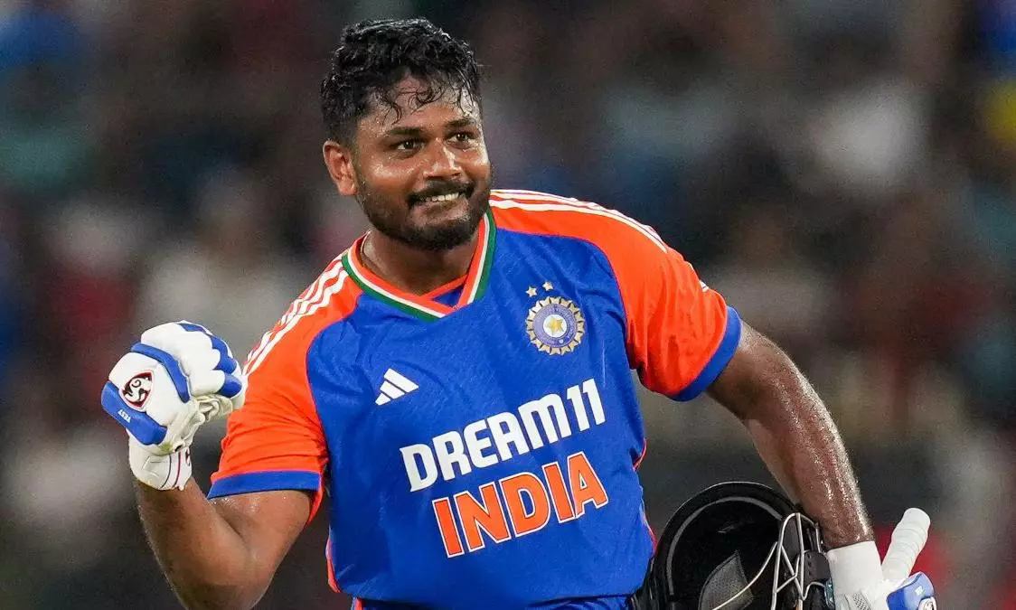 സഞ്ജുവിനെ പോലെയൊരു താരത്തെ ഒരിക്കലും നിങ്ങൾ കളിക്കളത്തിന് പുറത്തിരുത്തരുത് ; ഉപദേശവുമായി സുനിൽ ഗവാസകർ