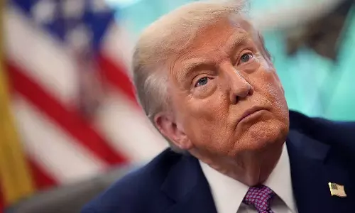 ഇനി യുഎസ് കപ്പലുകൾക്ക് മീതെ വന്നാൽ വിമാനങ്ങൾ വെടിവെച്ചിടും; വെനസ്വേലയ്ക്ക് മുന്നറിയിപ്പുമായി ട്രംപ്