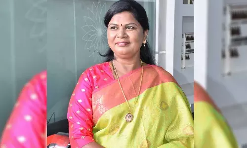 ബസിൽ യാത്ര ചെയ്യുന്നതിനിടെ നാല് പവന്‍റെ സ്വർണ്ണമാല മോഷ്ടിച്ച  പഞ്ചായത്ത് പ്രസിഡന്‍റ് അറസ്റ്റില്‍