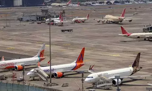 സൗദിയിൽ പ്രവാസികളെ കറക്കുന്ന ഇന്ത്യൻ വിമാനങ്ങൾ പണം കൊടുത്ത് വലയും