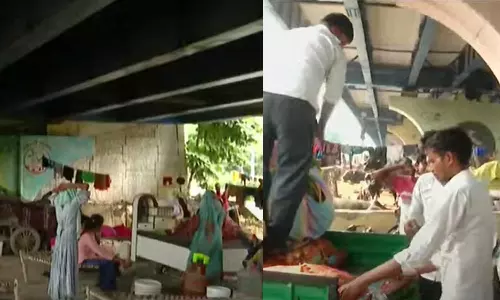 മഴക്കെടുതിയിൽ നിന്ന് കരകയറാനാകാതെ ഡൽഹി; യമുനാ നദി കരകവിഞ്ഞതോടെ വീടുപേക്ഷിച്ചത് പതിനായിരങ്ങൾ