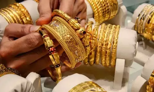 സ്വർണ്ണവിലയിൽ വീണ്ടും റെക്കോർഡ്; ഗ്രാമിന് പതിനായിരത്തിൽ എത്താൻ ഇനി 15 രൂപ മാത്രം