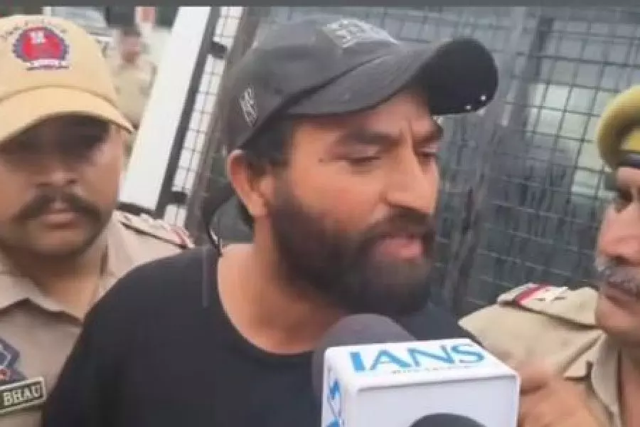 ക്രമസമാധാനം തടസപ്പെടുത്തിയെന്ന് ആരോപണം;  ജമ്മു കശ്മീരിലെ ഏക എഎപി എംഎല്‍എ മെഹ്‌രാജ് മാലിക് അറസ്റ്റില്‍