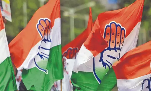 കസ്റ്റഡി മര്‍ദനം: സംസ്ഥാനത്ത് പൊലീസ് സ്റ്റേഷനുകള്‍ക്ക് മുമ്പില്‍ കോണ്‍ഗ്രസ് പ്രതിഷേധം