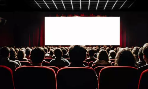 കൺജുറിംഗ് സിനിമ കാണുന്നതിനിടെ ഭാര്യക്ക് കഥപറഞ്ഞു കൊടുത്ത് ഭര്‍ത്താവ്; തൊട്ടടുത്തിരുന്നവര്‍ക്ക് സഹികെട്ടു , ഒടുവില്‍ കയ്യാങ്കളി