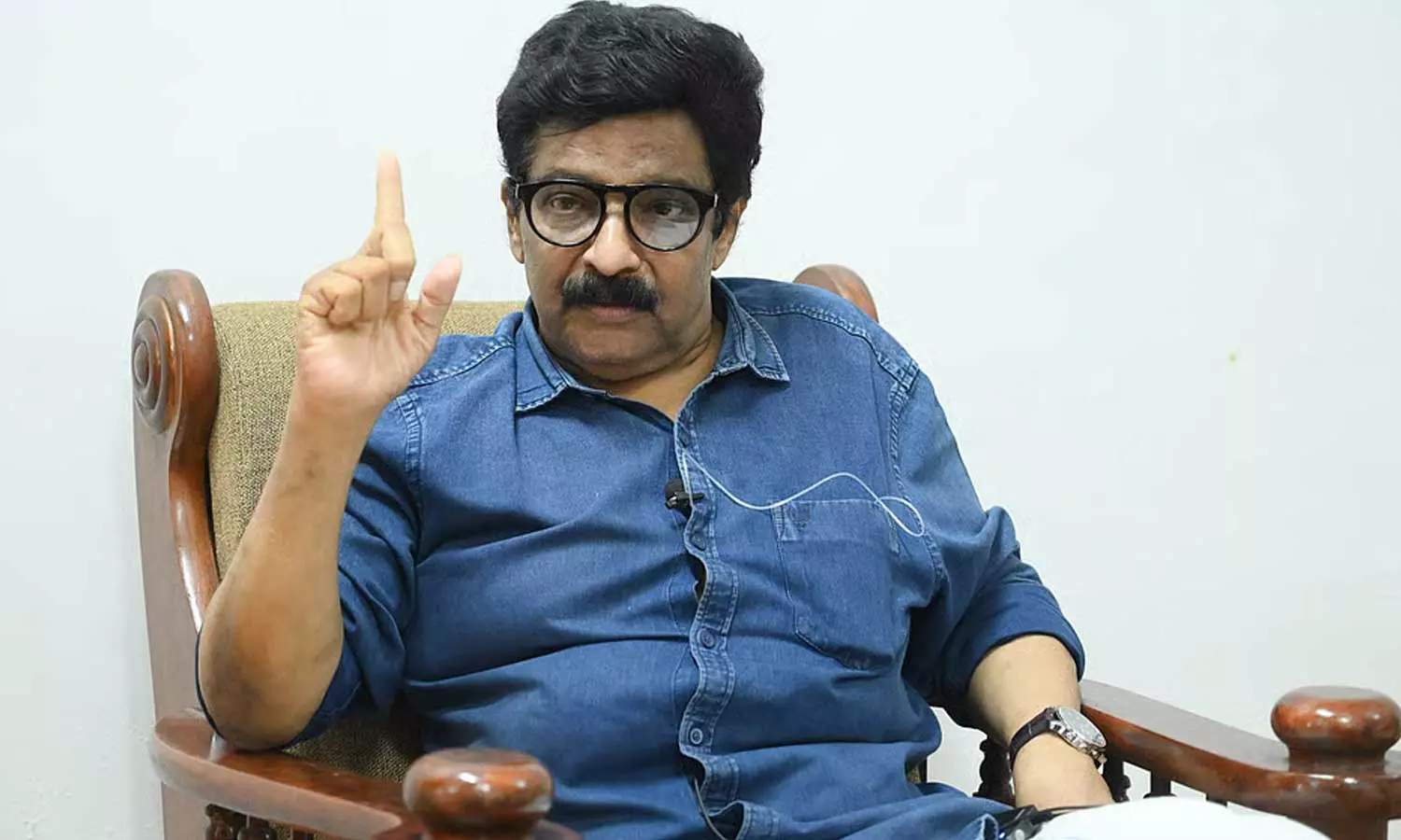 എം.കെ മുനീർ ആശുപത്രിയിൽ: ആരോഗ്യനിലയിൽ പുരോഗതിയെന്ന് മെഡിക്കൽ ബുള്ളറ്റിൻ എം.കെ മുനീർ ആശുപത്രിയിൽ: ആരോഗ്യനിലയിൽ പുരോഗതിയെന്ന് മെഡിക്കൽ ബുള്ളറ്റിൻ