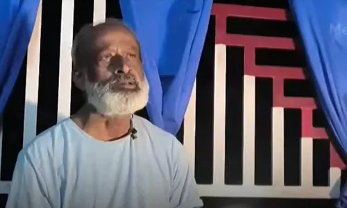 ഞങ്ങടെ മകനെ മർദിച്ചു കൊന്നു; അടൂർ സ്വദേശിയുടെ മരണത്തിൽ പൊലീസിനെതിരെ പരാതിയുമായി കുടുംബം ഞങ്ങടെ മകനെ മർദിച്ചു കൊന്നു; അടൂർ സ്വദേശിയുടെ മരണത്തിൽ പൊലീസിനെതിരെ പരാതിയുമായി കുടുംബം