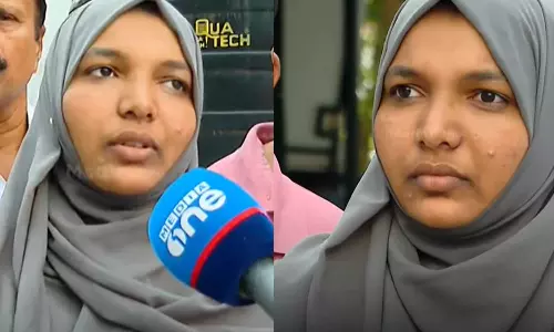 എട്ടുവർഷമായി ദുരിത ജീവിതം തുടങ്ങിയിട്ട്, ഇനിയും നീതി കിട്ടിയിട്ടില്ല; പ്രസവ ശസ്ത്രക്രിയക്കിടെ വയറ്റിൽ കത്രിക കുടുങ്ങിയ ഹർഷിന വീണ്ടും സമരത്തിലേക്ക്