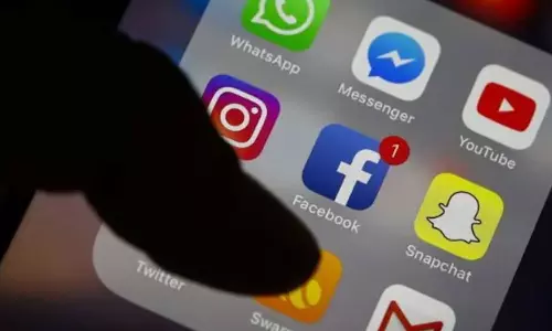 ടിക് ടോക്കും ഇൻസ്റ്റാഗ്രാമും മാറ്റിവെക്കു; സ്കൂളുകളിൽ മൊബൈൽ ഉപയോഗം പരിമിതപ്പെടുത്താനൊരുങ്ങി ചിലി