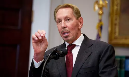 ഒറ്റ ദിവസം കൊണ്ട് മസ്കിനെ വീഴ്ത്തിയ 81കാരൻ, അഞ്ച് വിവാഹങ്ങൾ, സ്റ്റീവ് ജോബ്സ് വെഡ്ഡിങ് ഫോട്ടോഗ്രാഫര്‍; ലാറി എല്ലിസണെക്കുറിച്ച് അറിയാം