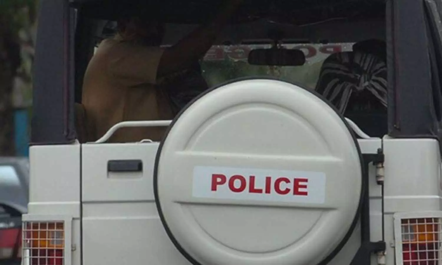 കാസര്‍കോട്ട് പ്രായപൂര്‍ത്തിയാകാത്ത  ആൺകുട്ടിയെ പീഡിപ്പിച്ച ഏഴുപേര്‍ അറസ്റ്റില്‍,18 പേര്‍ക്കെതിരെ കേസ്; പ്രതികളില്‍ രാഷ്ട്രീയ നേതാവടക്കമുള്ള ഉന്നതര്‍