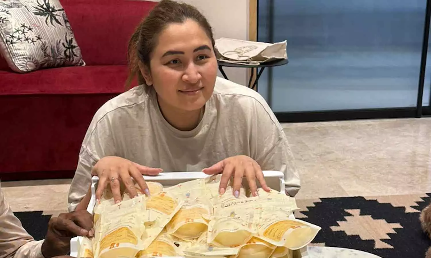 Badminton Player Jwala Gutta Donates 30 Litres Of Breast Milk Badminton Player Jwala Gutta Donates 30 Litres Of Breast Milk