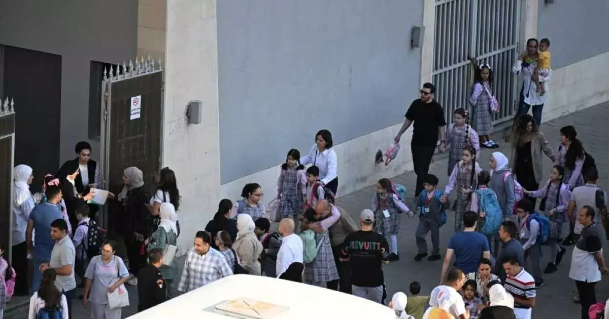 പുതിയ അധ്യയന വർഷം ആരംഭിച്ചതോടെ കുവൈത്തിലെ റോഡുകളിൽ വന്‍ തിരക്ക്