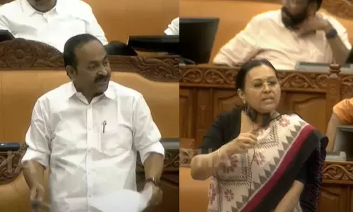 നിയമസഭ സമ്മേളനം: ആരോഗ്യമേഖലയില് മാറ്റമുണ്ടായെന്ന് ഭരണപക്ഷം; കപ്പിത്താന് ഇല്ലാതെ പോകുന്നുവെന്ന് പ്രതിപക്ഷം നിയമസഭ സമ്മേളനം: ആരോഗ്യമേഖലയില് മാറ്റമുണ്ടായെന്ന് ഭരണപക്ഷം; കപ്പിത്താന് ഇല്ലാതെ പോകുന്നുവെന്ന് പ്രതിപക്ഷം