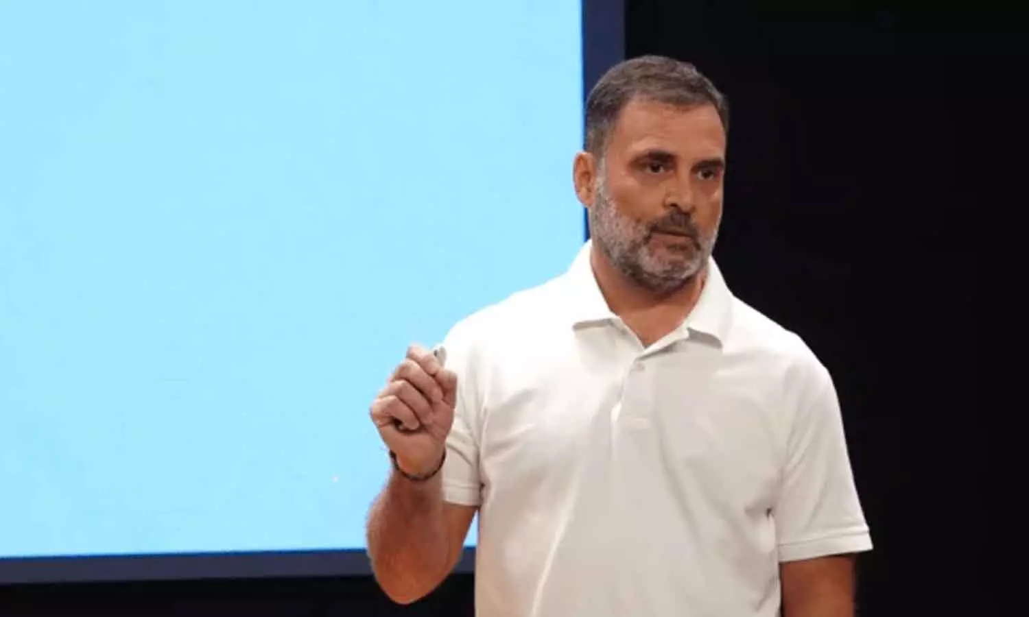 കര്‍ണാടകയിലെ അലന്ദ് നിയമസഭാ മണ്ഡലത്തിൽ കോൺഗ്രസിന് വോട്ട് ചെയ്യുന്ന 6018 പേരെ ആസൂത്രിതമായി വെട്ടി: രാഹുല്‍ ഗാന്ധി