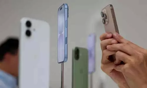 ഐഫോൺ 17  ഈ രാജ്യങ്ങളിൽനിന്ന് വാങ്ങിയാൽ പോക്കറ്റ് കാലിയാവില്ല