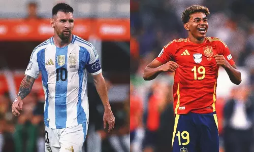 ഫിഫ റാങ്കിങ്: അര്ജന്റീനയെ മൂന്നാം സ്ഥാനത്തേക്കിറക്കി സ്പെയിന് ഒന്നാമത് ഫിഫ റാങ്കിങ്: അര്ജന്റീനയെ മൂന്നാം സ്ഥാനത്തേക്കിറക്കി സ്പെയിന് ഒന്നാമത്