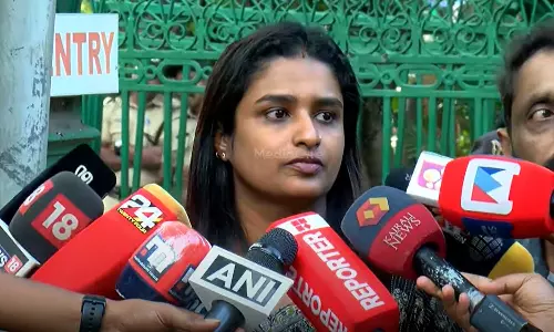 കോൺഗ്രസ് നേതാക്കന്മാരുടെ ഉറപ്പിൽ പ്രതീക്ഷയില്ല; എൻ.എം വിജയന്റെ മരുമകൾ