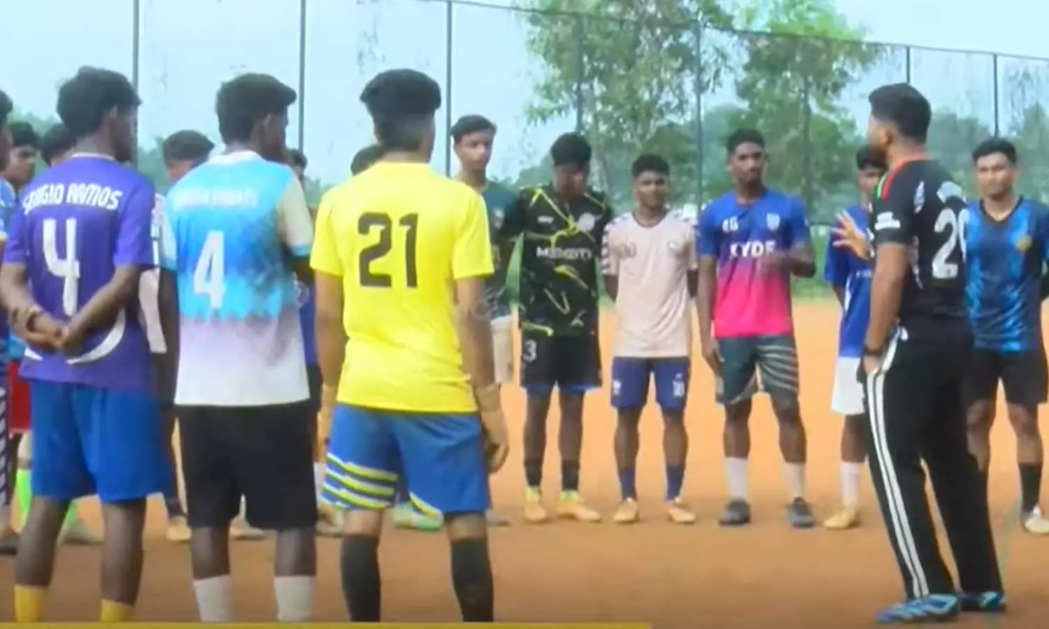 യുവാക്കളെ ലക്ഷ്യമിട്ട് പുതിയ സംഘടനയുമായി മുസ്ലിം യൂത്ത് ലീഗ് യുവാക്കളെ ലക്ഷ്യമിട്ട് പുതിയ സംഘടനയുമായി മുസ്ലിം യൂത്ത് ലീഗ്